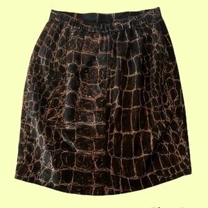 Black Crocodile 🐊  Print Miniskirt Size-8P